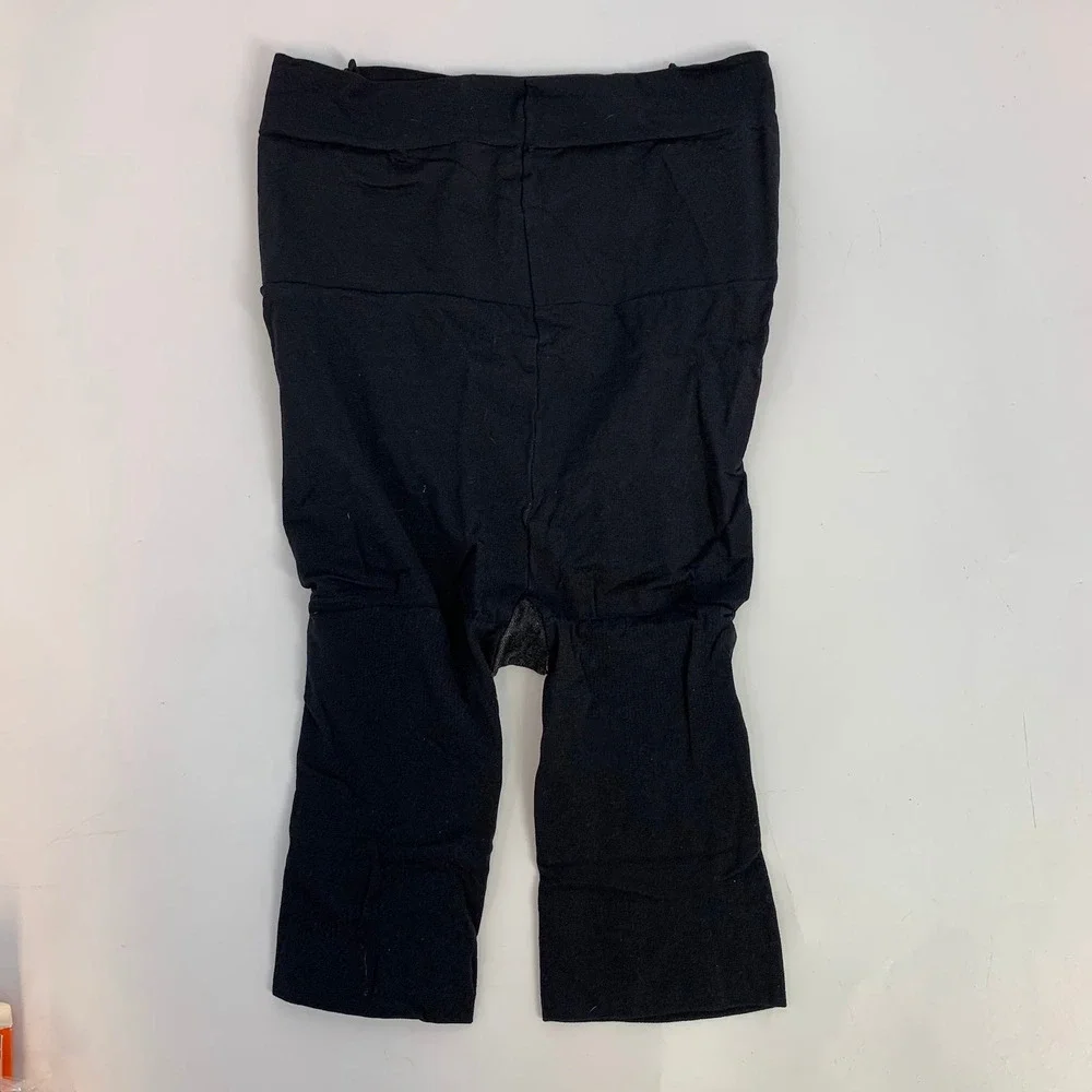 SPANX Mama Black Short Built-In Support‎ Cradles Bump Firms Butt Thighs Size B